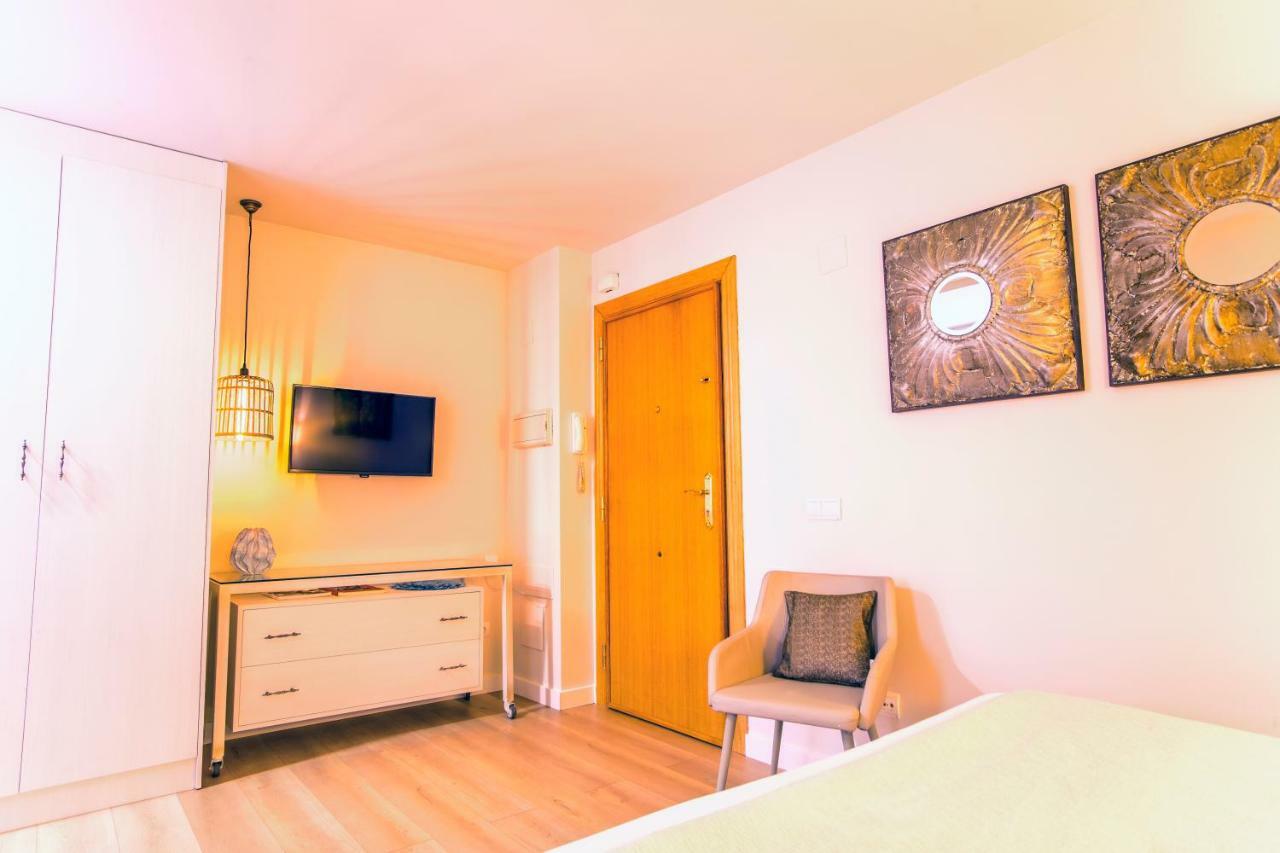Apartamento Malaga Beach Luaran gambar